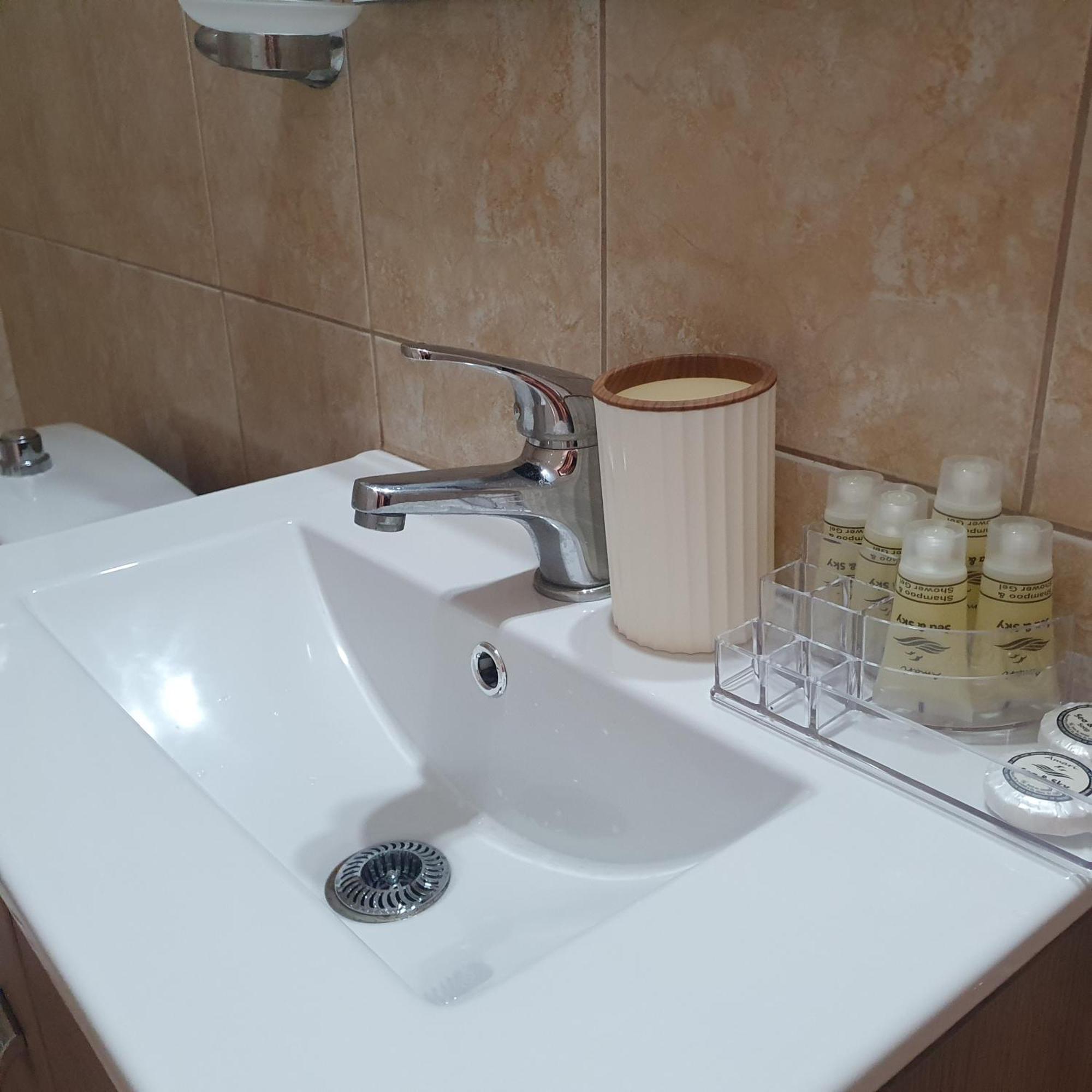 R&k Modern * Xanthi